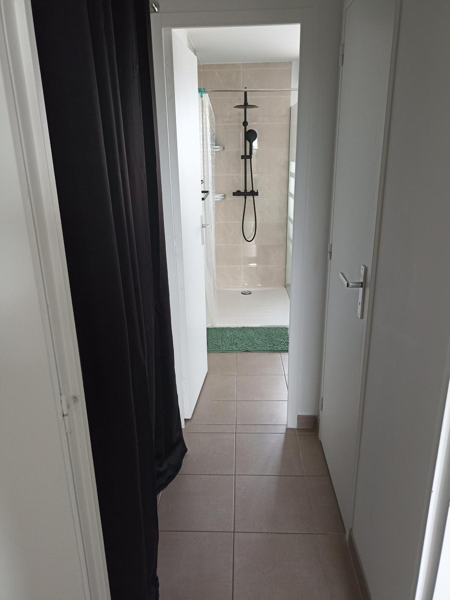 Chambre Privee Montaigu-Vendee Buitenkant foto
